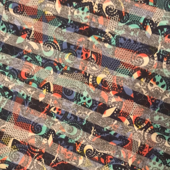 LuLaRoe Irma - Picture 3 of 4